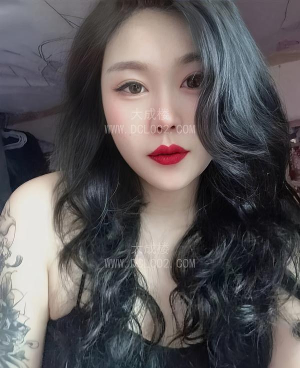 雁塔丰满小龙女