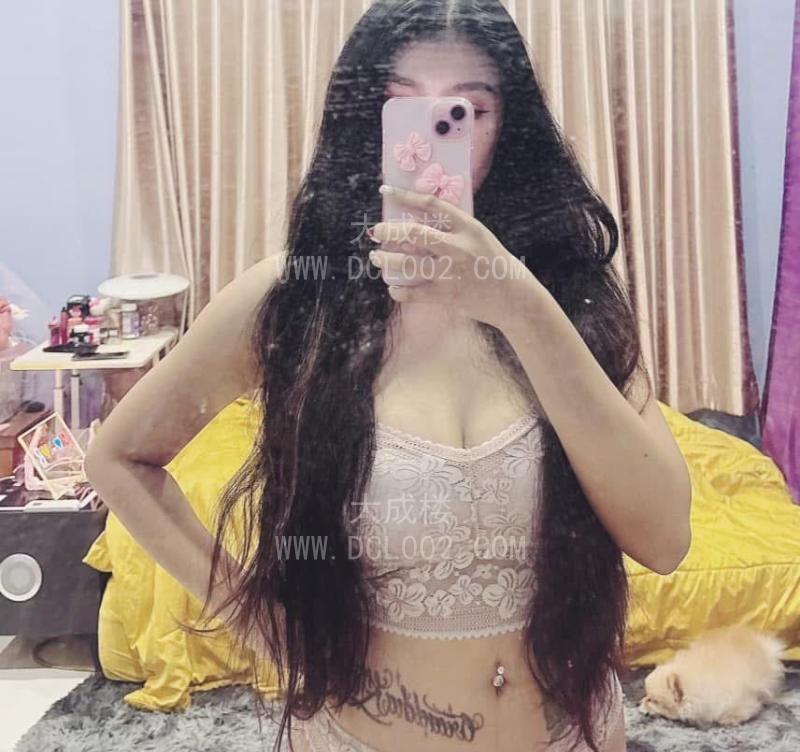 西湖不放假丰满美女