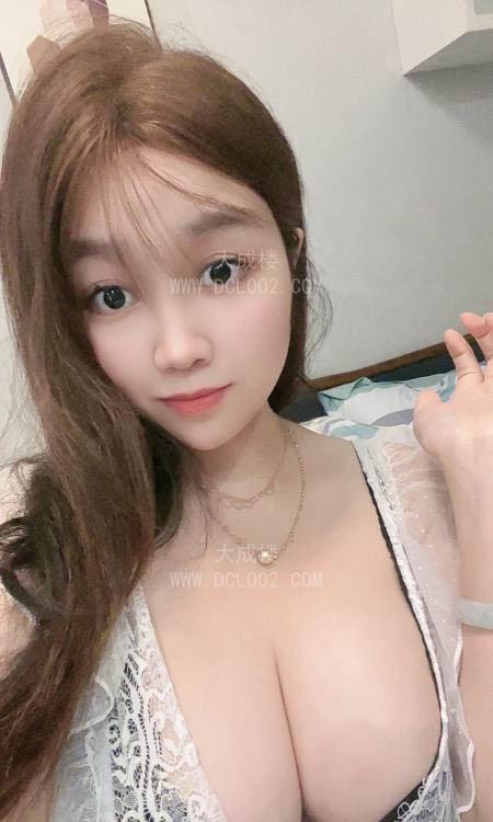 宝安天然F大酥胸允儿