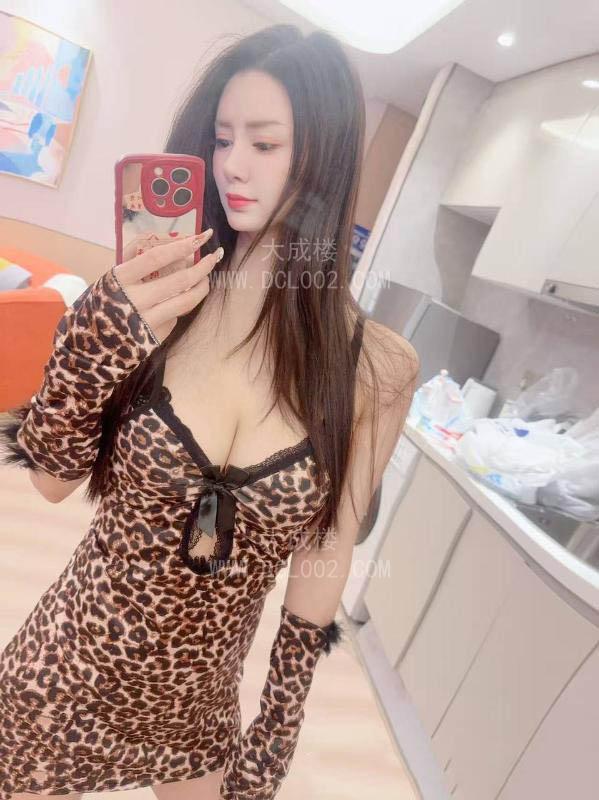 武昌风骚纯欲御姐