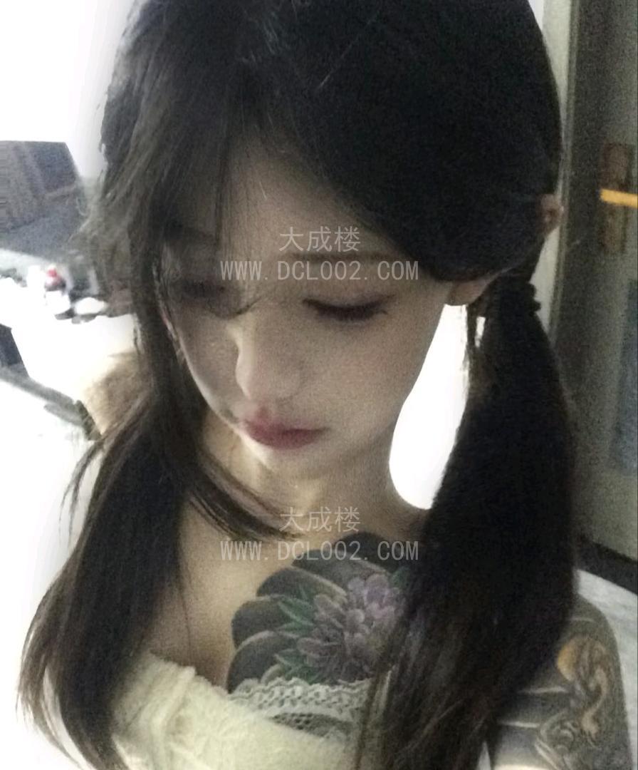 天河性感骨感极美精神小妹