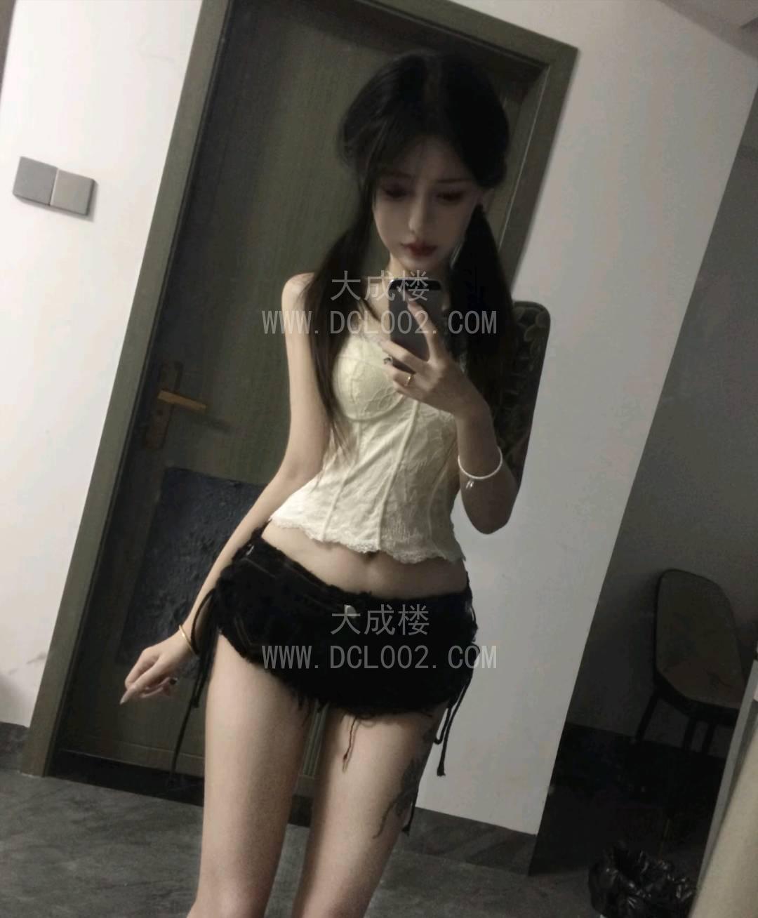 天河性感骨感极美精神小妹