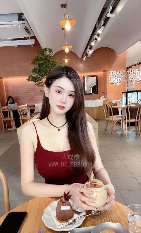 福田风骚甜美颜值嫩妹