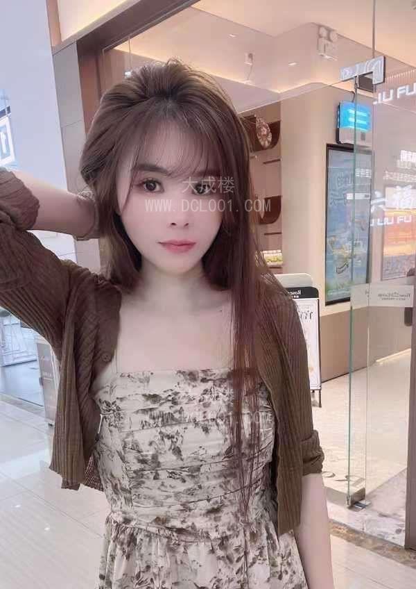 海珠极品舌吻莎莎