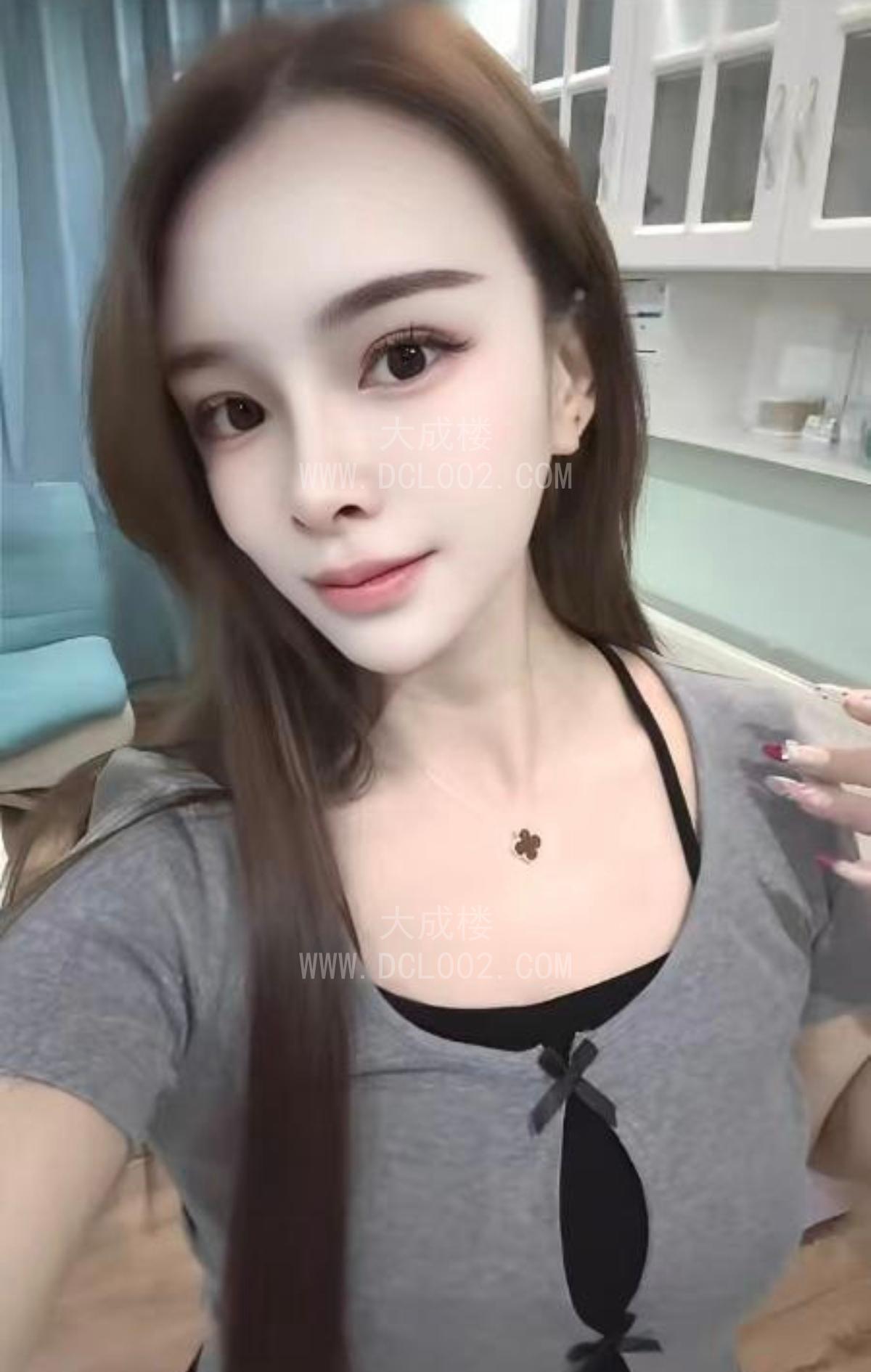 武汉肥臀水蜜桃