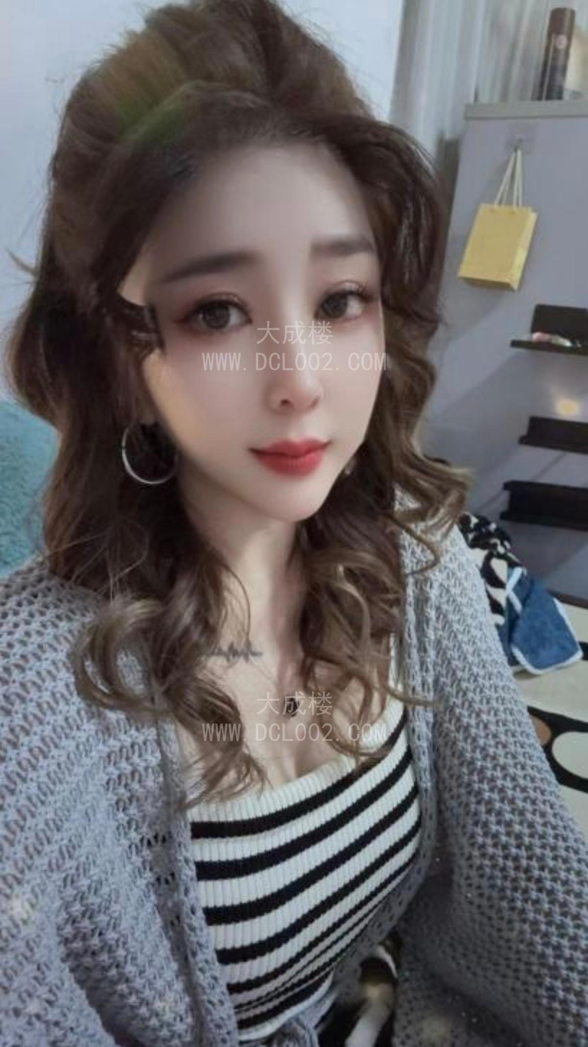 越秀肉臀丰乳熟妇