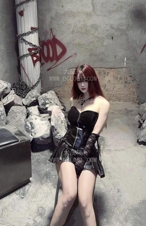 性感反差女友馨菲