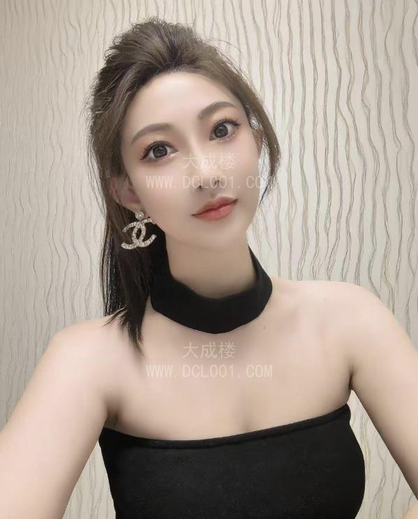  天河身材超好的小维老师