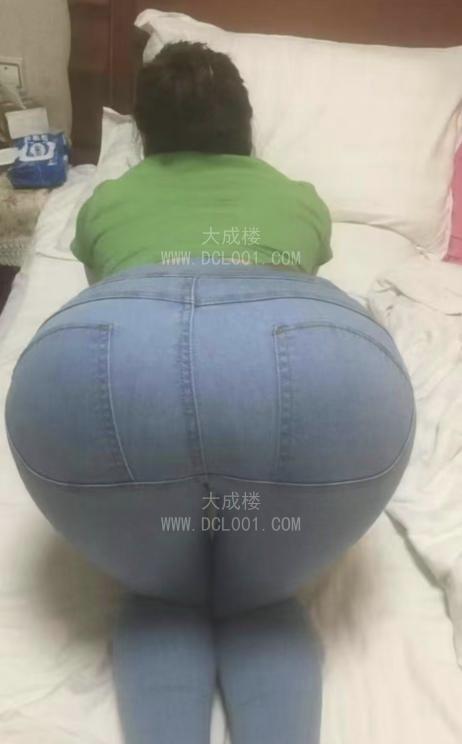 沙坪E杯大胸妹子服务好