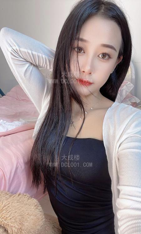 性感大长腿萱萱