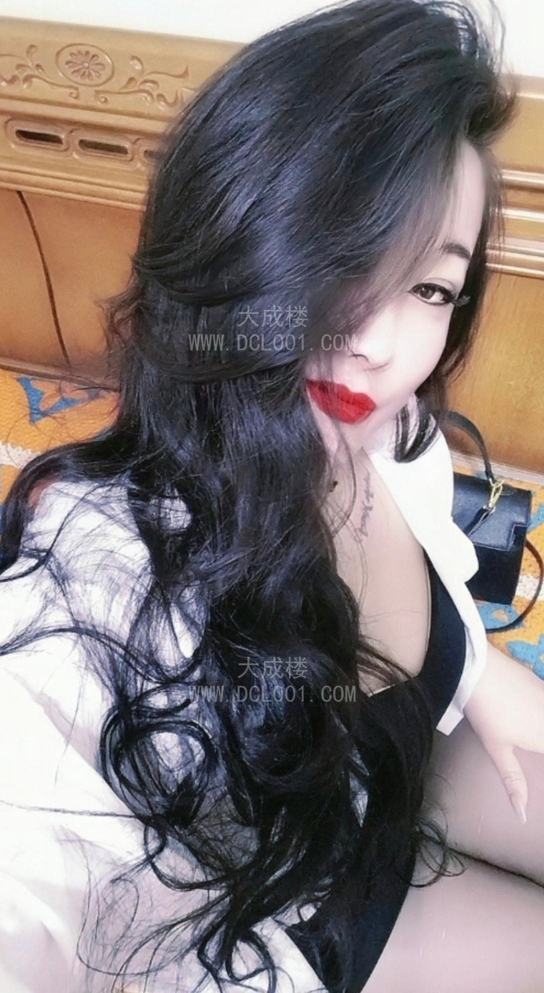 武汉大胸肉臀熟女