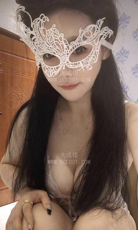 可舌吻69的艳舞女王