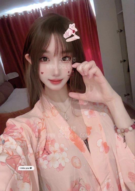 新建区性感大胸甜妹