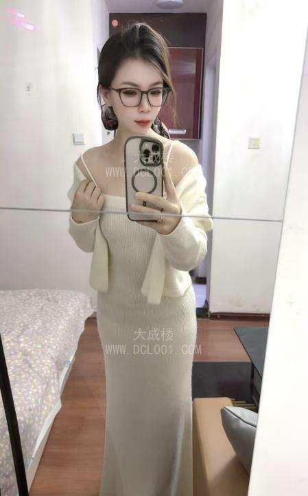 沈阳铁西反差眼镜妹