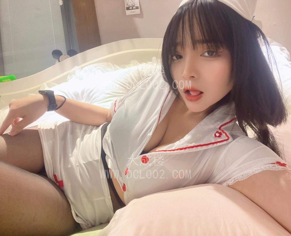 情趣丝袜大奶骚妹