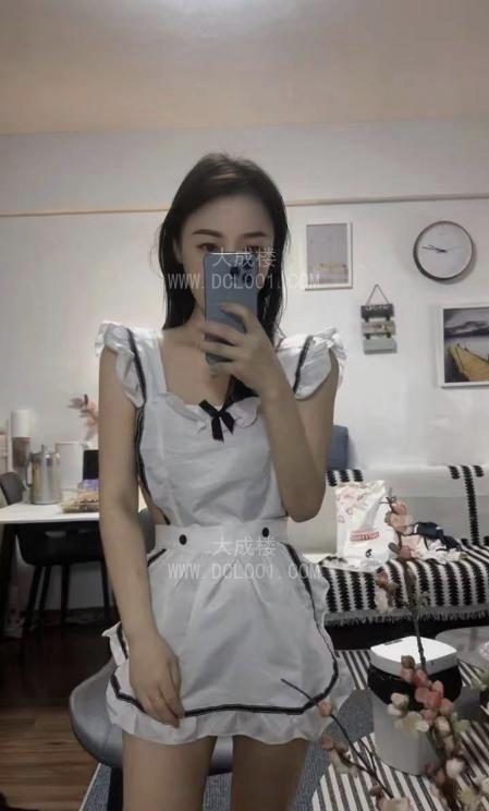 南山丰满大胸茶茶老师