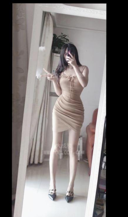 民族大道高挑少妇