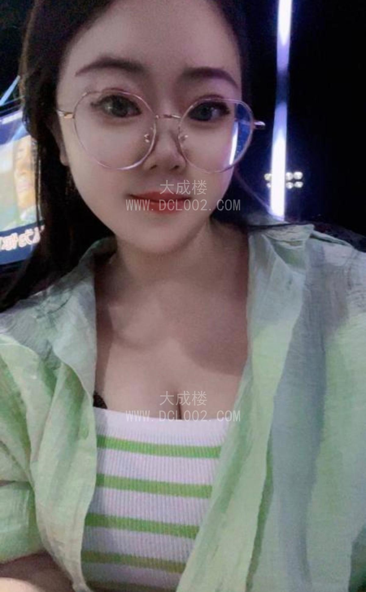 武汉光谷巨无霸琦琦