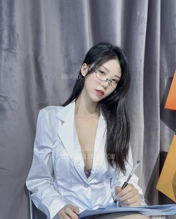 徐汇长腿翘臀风骚女郎