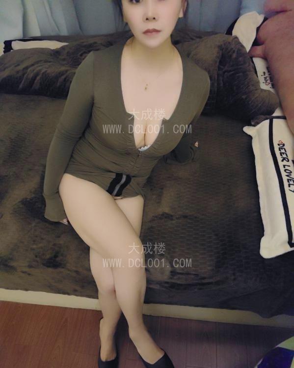 南京丰满白皙少妇