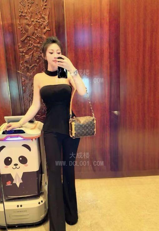  天河身材超好的小维老师