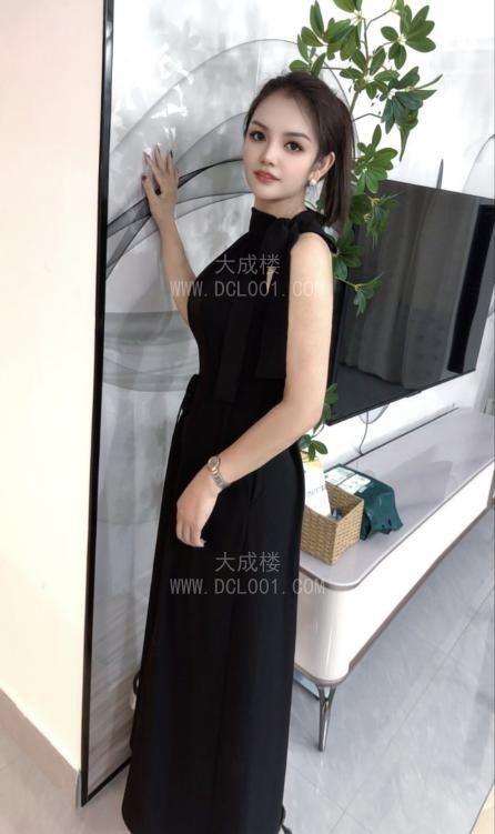 来自新疆的美女