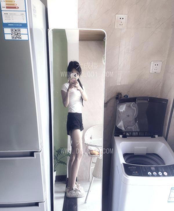 玉祥门细腰小姐姐