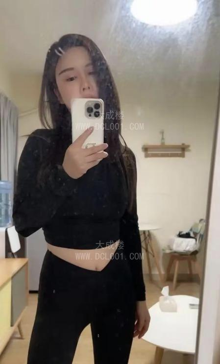 南山健身女孩媚儿