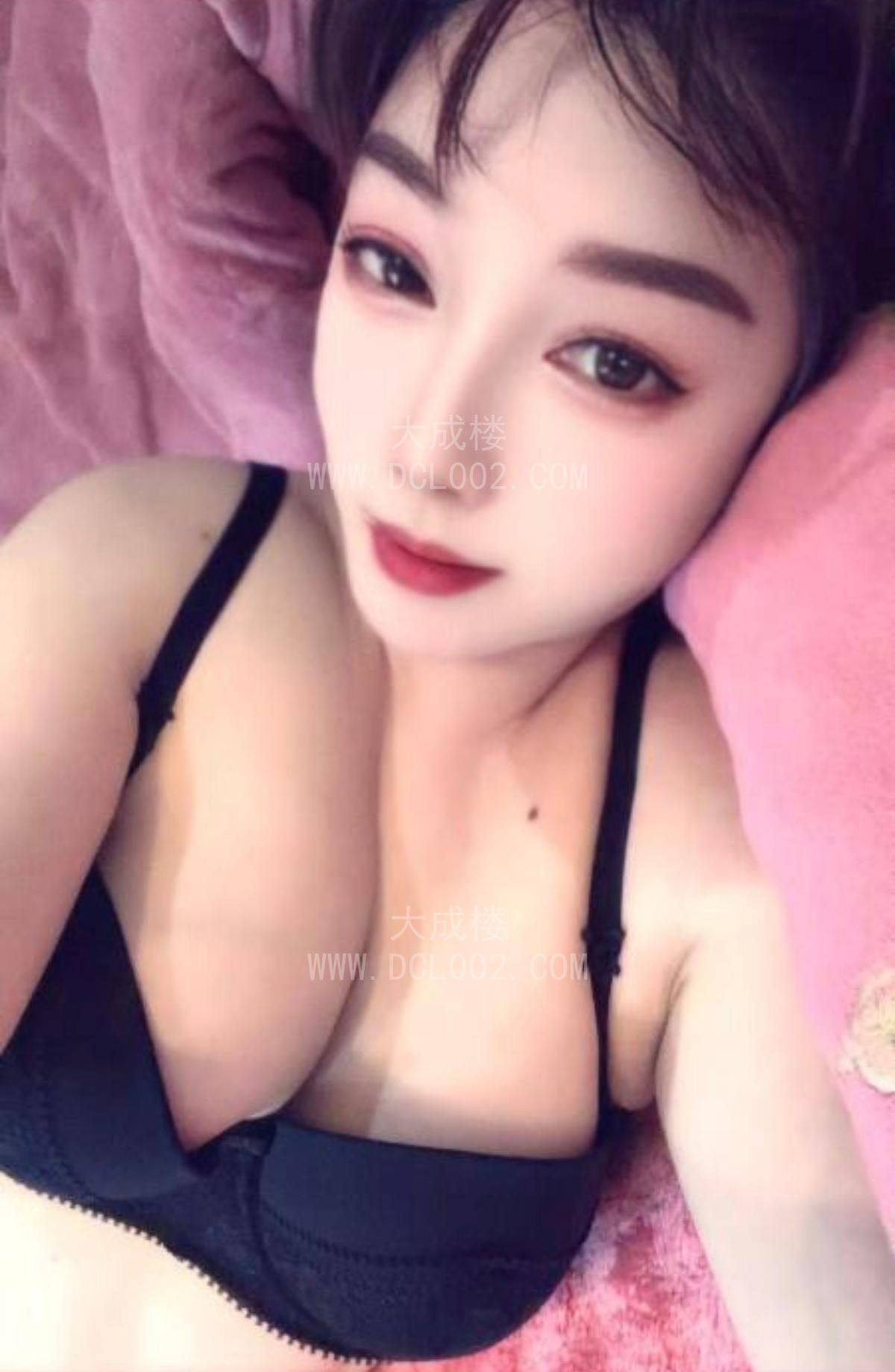 南昌西湖大奶果果